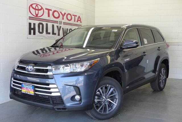 New 2019 Toyota Highlander Xle V6 Fwd Fwd Sport Utility